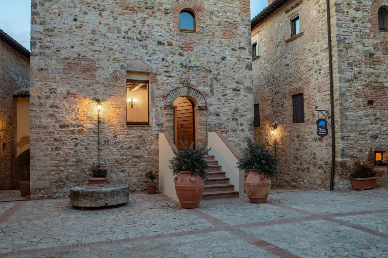 Borgo Petroro Hotel Todi Bagian luar foto