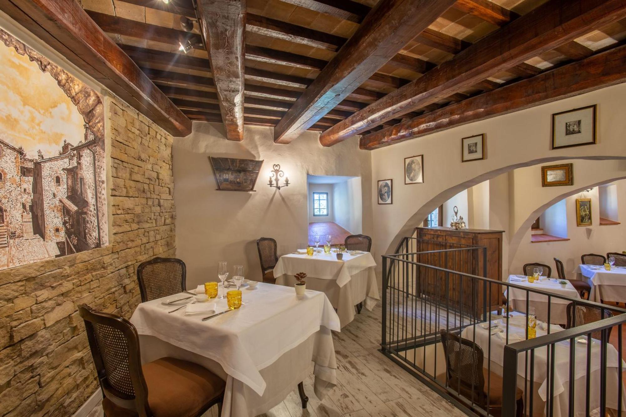 Borgo Petroro Hotel Todi Bagian luar foto